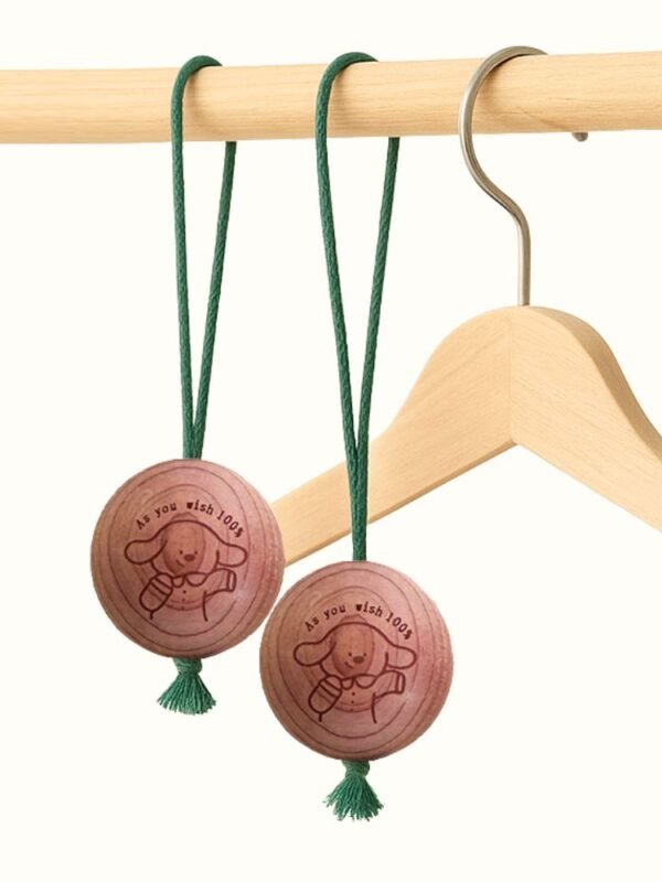 5pcs Cedar Wood Closet Ball Set – Natural Moth Repellent & Wardrobe Freshener